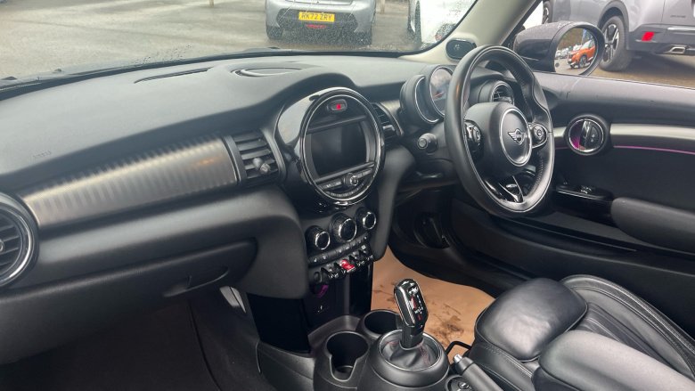 MINI Hatchback 2.0 Cooper S Exclusive II 3dr Auto Petrol Hatchback